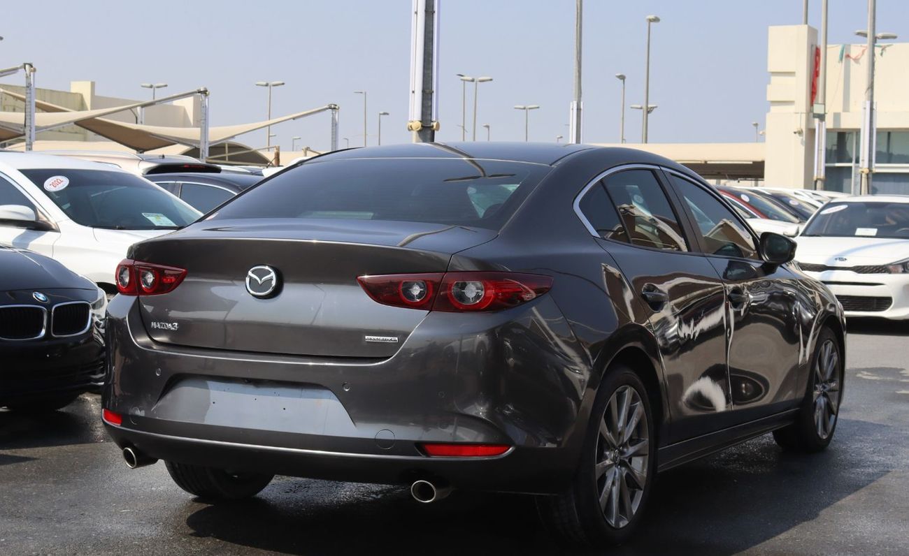 Mazda 3 Intense 2.0L Mazda 3 - 2.0 L - 2023 - GCC - Accident-Free - Low mileage - In Excellent Condition