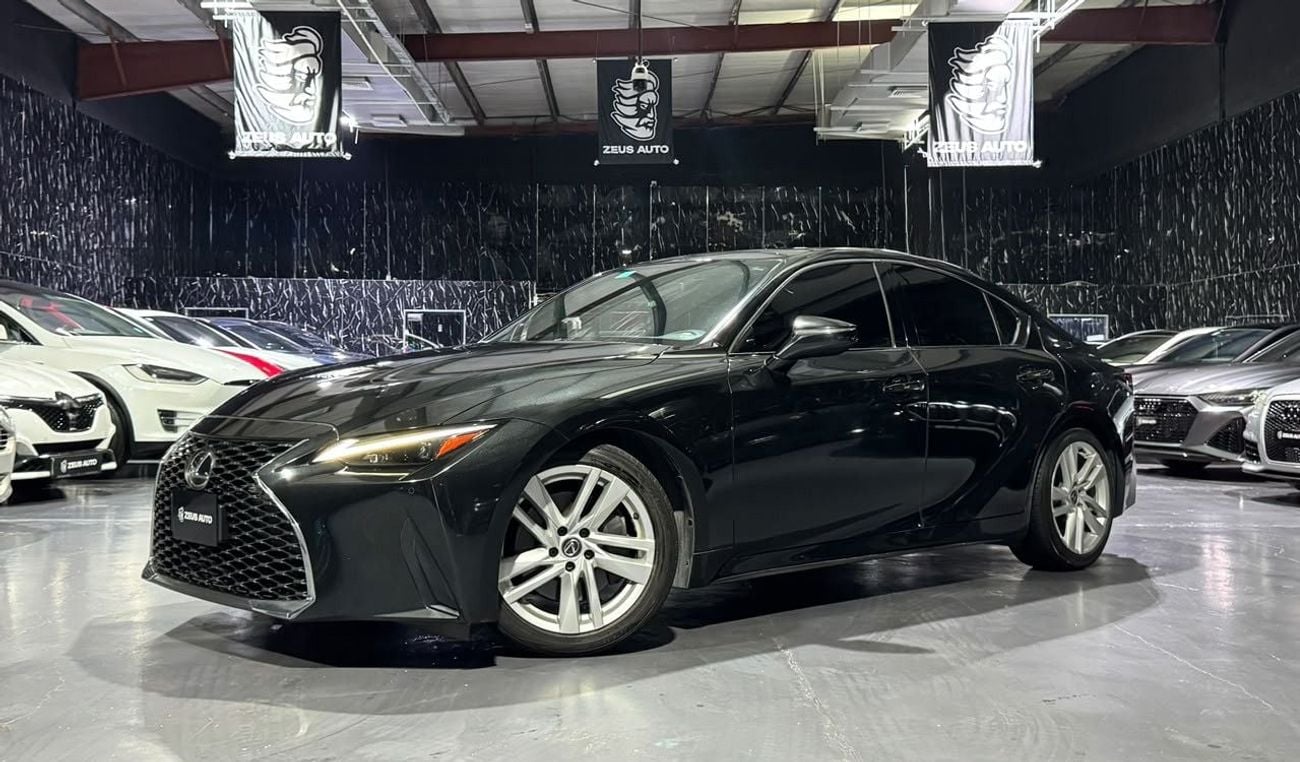 Lexus IS300 ELEGANT GCC | Al Futtaim warranty 2027 | Al Futtaim full service History