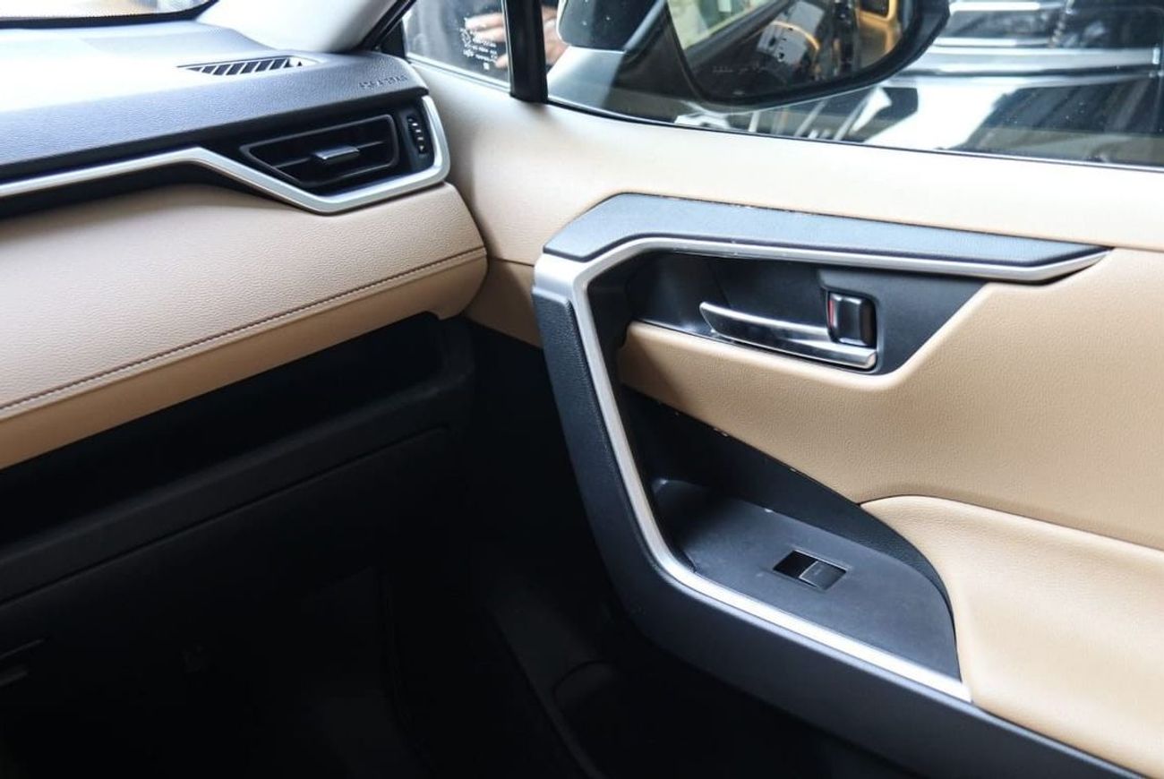 Toyota RAV4 RAV4 XLE 2.0L  MED OPTION SUNROOF 20223