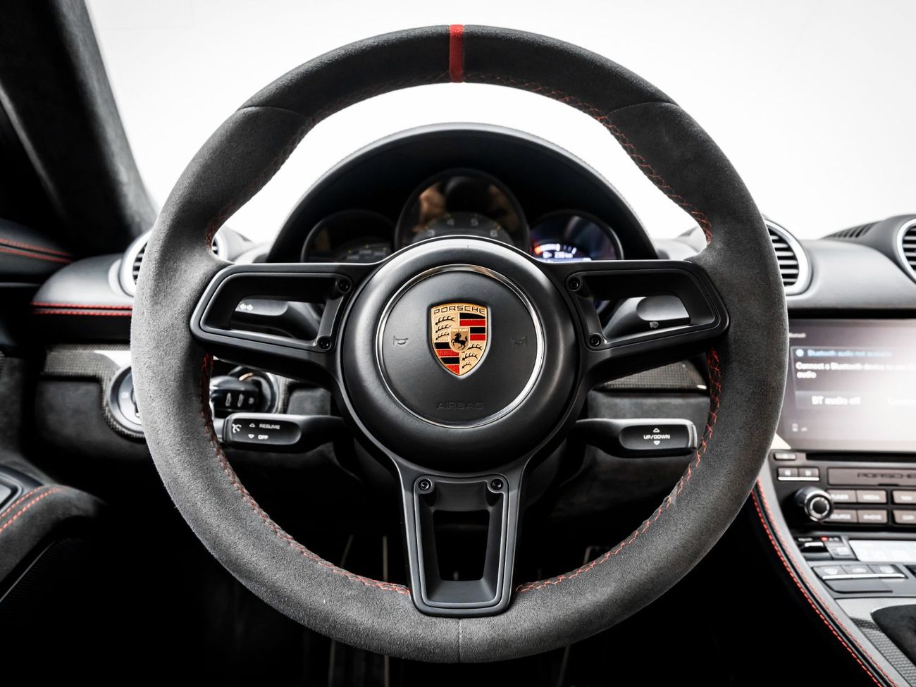 بورش كايمان 718 GT4 4.0L (414 HP) M/T