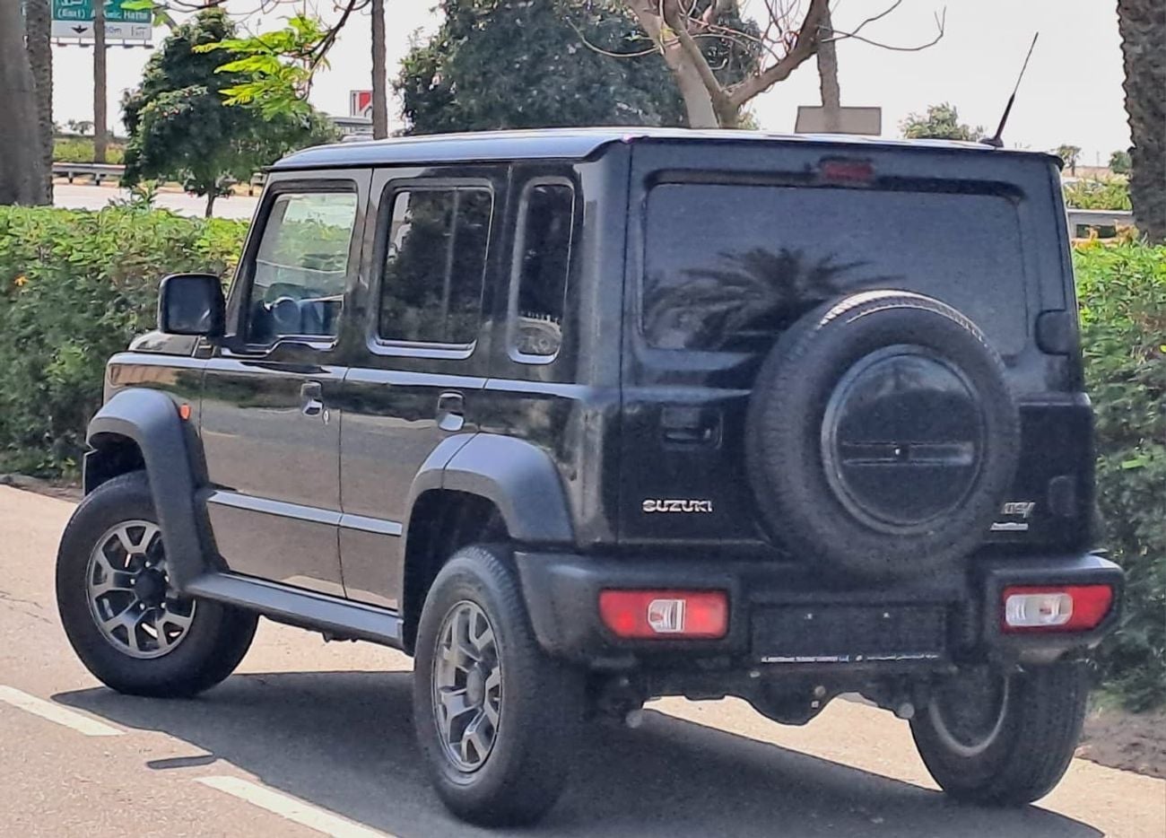 Suzuki Jimny GLX 1.5L (5-Doors) 1057-MONTHLY | 1.5 L | 4WD | GCC | CRUISE CONTROL I GPS I ACCIDENT FREE