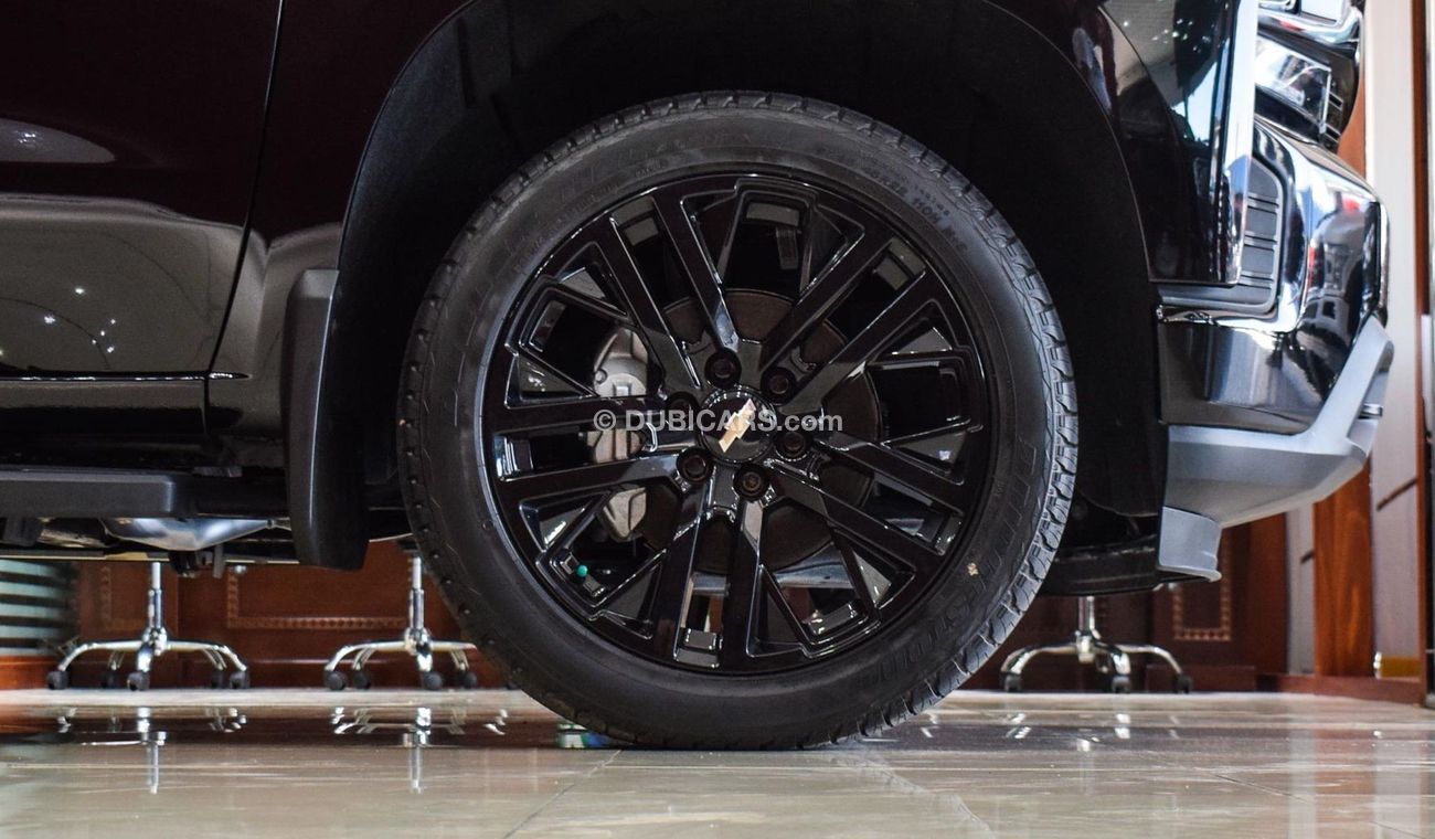 Chevrolet Silverado RST