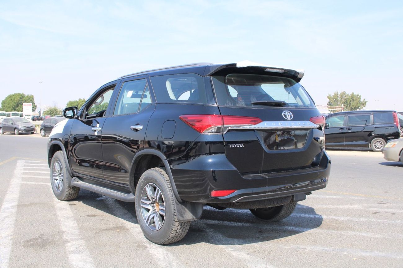 Toyota Fortuner TOYOTA FORTUNER 2.7L PETROL 4WD COMFORT  AUTO