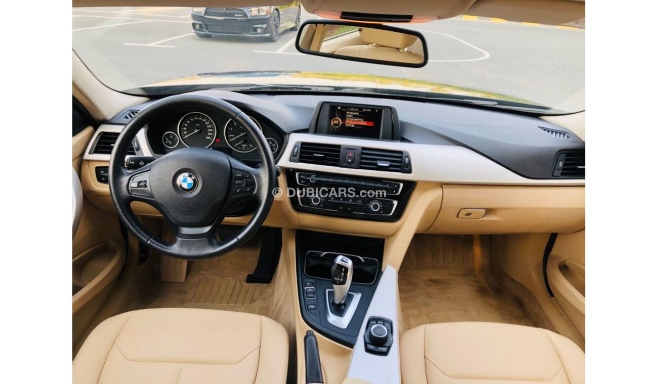 BMW 318i Exclusive MODEL 2016 GCC CAR PREFECT CONDITION INSIDE AND OUTSIDE 1500 TURBO FULL ORIGINAL PAINT ONE