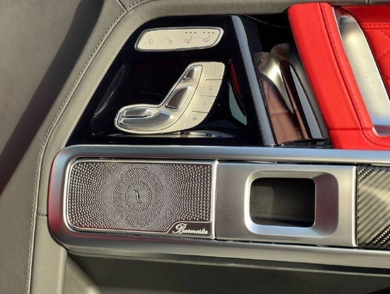 مرسيدس بنز G 63 AMG بريميوم + 4.0L V8 PTR A/T // 2022 // FULL OPTION WITH AMG KIT , 360 CAMERA // SPECIAL OFFER // BY FO