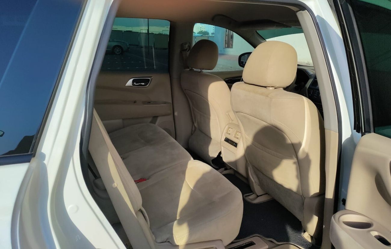 نيسان باثفايندر Std 3.5L