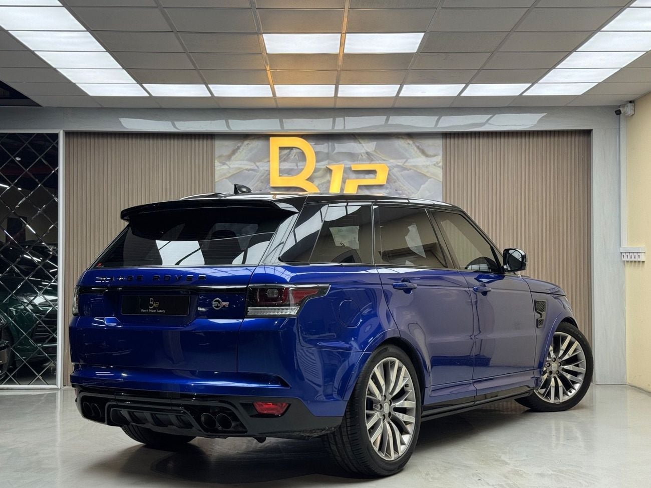 Land Rover Range Rover Sport SVR Carbon Edition 5.0L