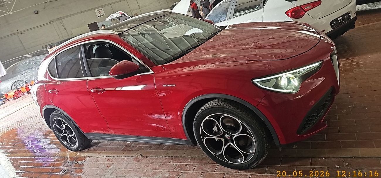 Alfa Romeo Stelvio SUPER 2.0