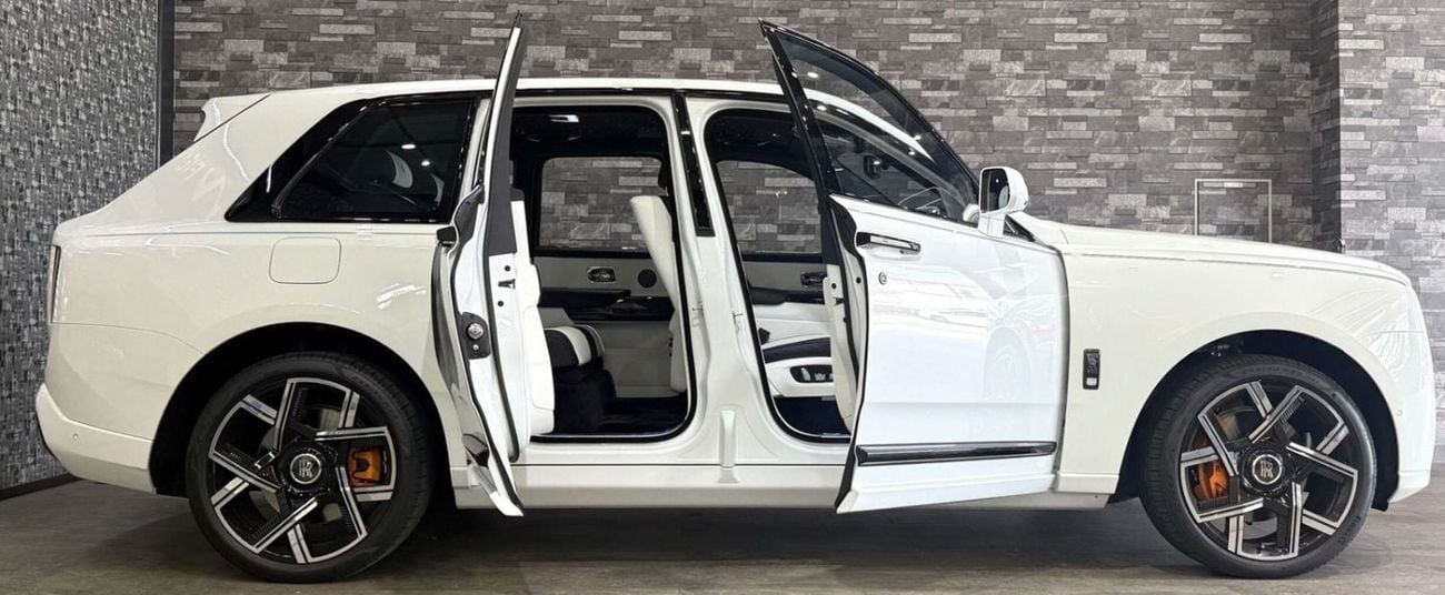 Rolls Royce Cullinan 2025 Rolls Royce Cullinan Black Badge
