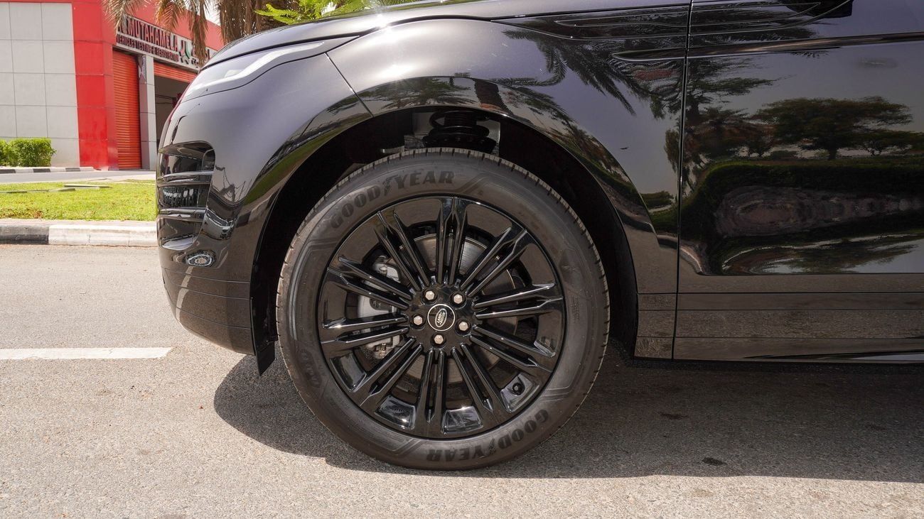 لاند روفر رانج روفر إيفوك SE P250 DYNAMIC 2025!! FIVE YEARS WARRANTY!! THREE YEARS SERVICE CONTRACT