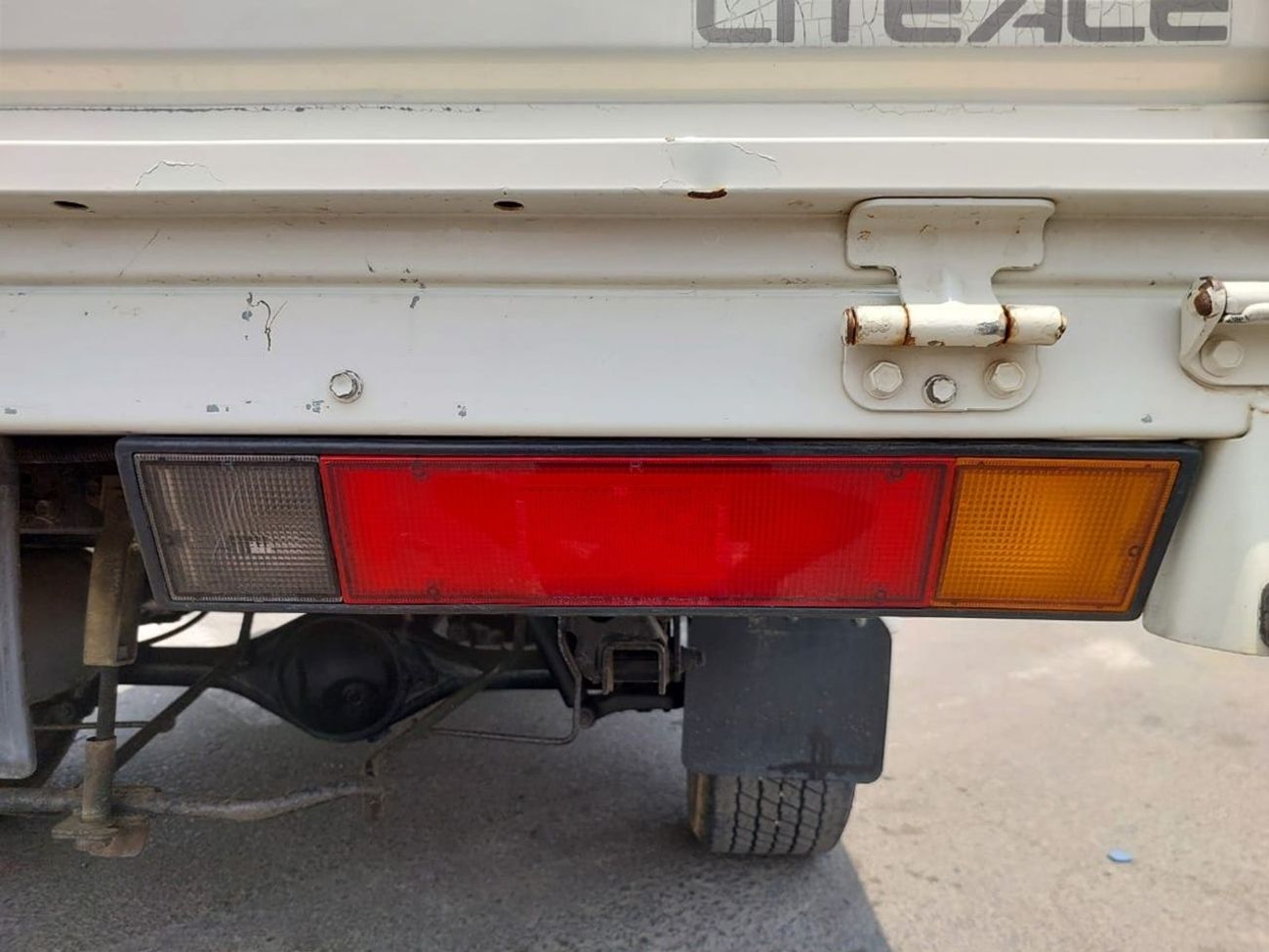 تويوتا لايت آيس TOYOTA LITEACE TRUCK PICK UP RHD 1999 MODEL 1.5 L PETROL MANUAL(PM75943)