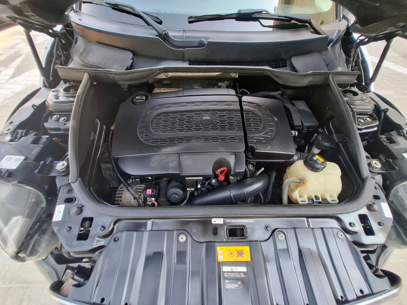 Mini Cooper Countryman Mini Cooper countryman full option 2015