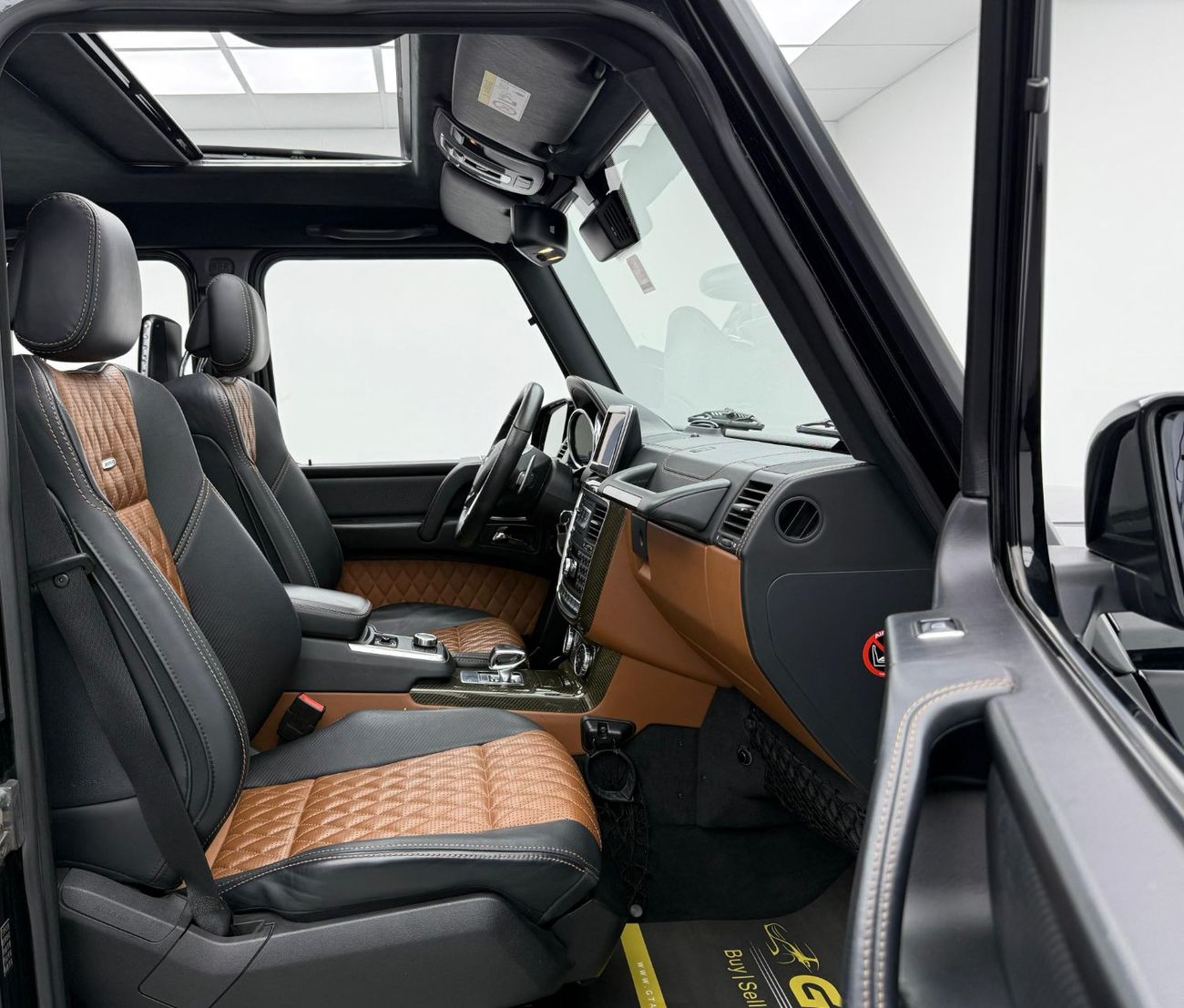 مرسيدس بنز G 63 AMG 463 Edition 2016 Mercedes G63 AMG 463 Edition, Carbon Fiber Interior, Excellent Condition, GCC