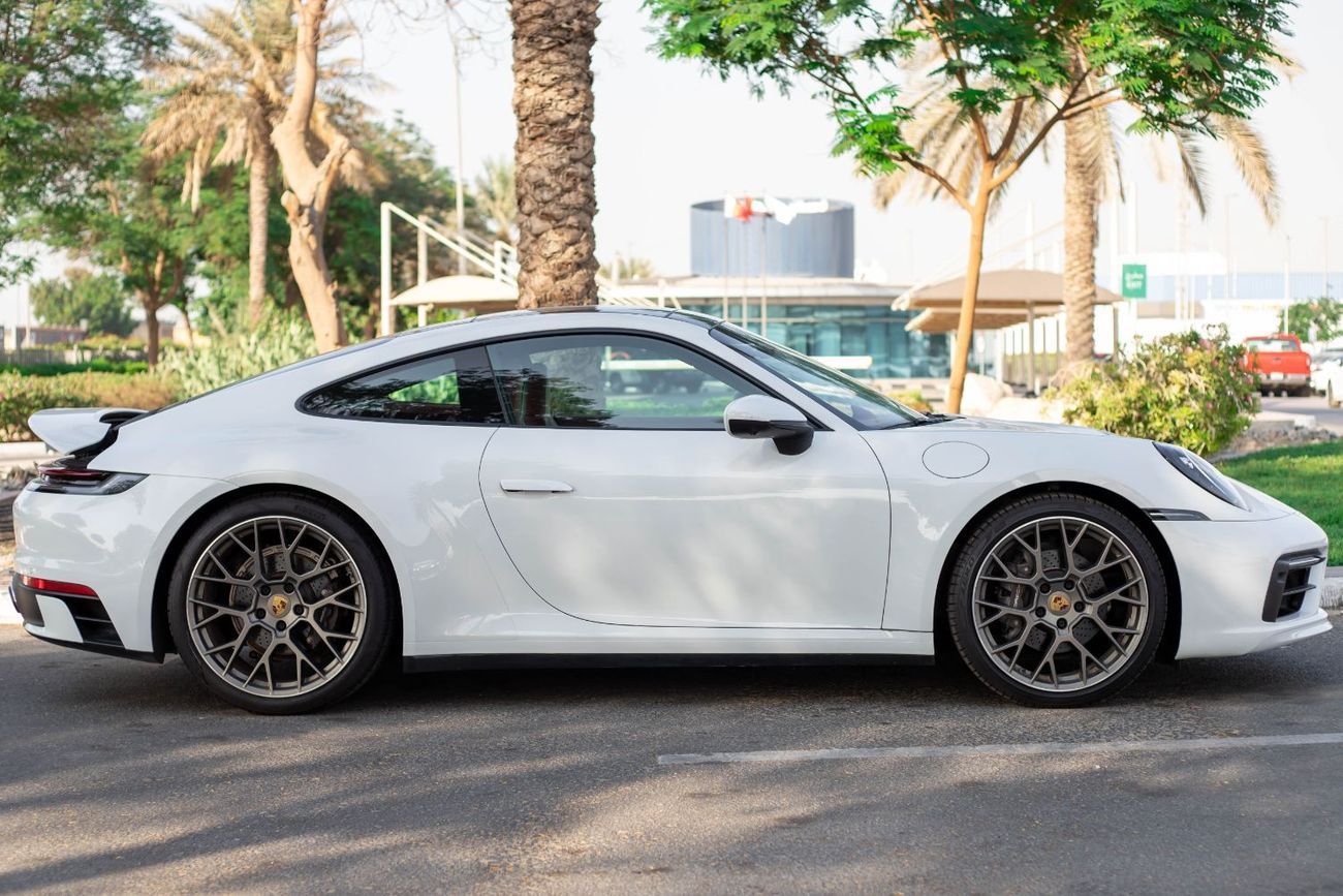 Porsche 911 Carrera 3.0L (444 HP) Coupe