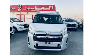 Toyota Hiace DLS -High Roof Commuter TOYOTA HIACE 2.8L DIESEL HIGHROOF WITH SUNROOF 13 SEATS 2022 MODEL