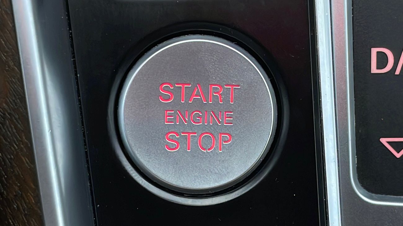 Audi Q5 40 TFSI S LINE 2 | Under Warranty | Inspected on 150+ parameters