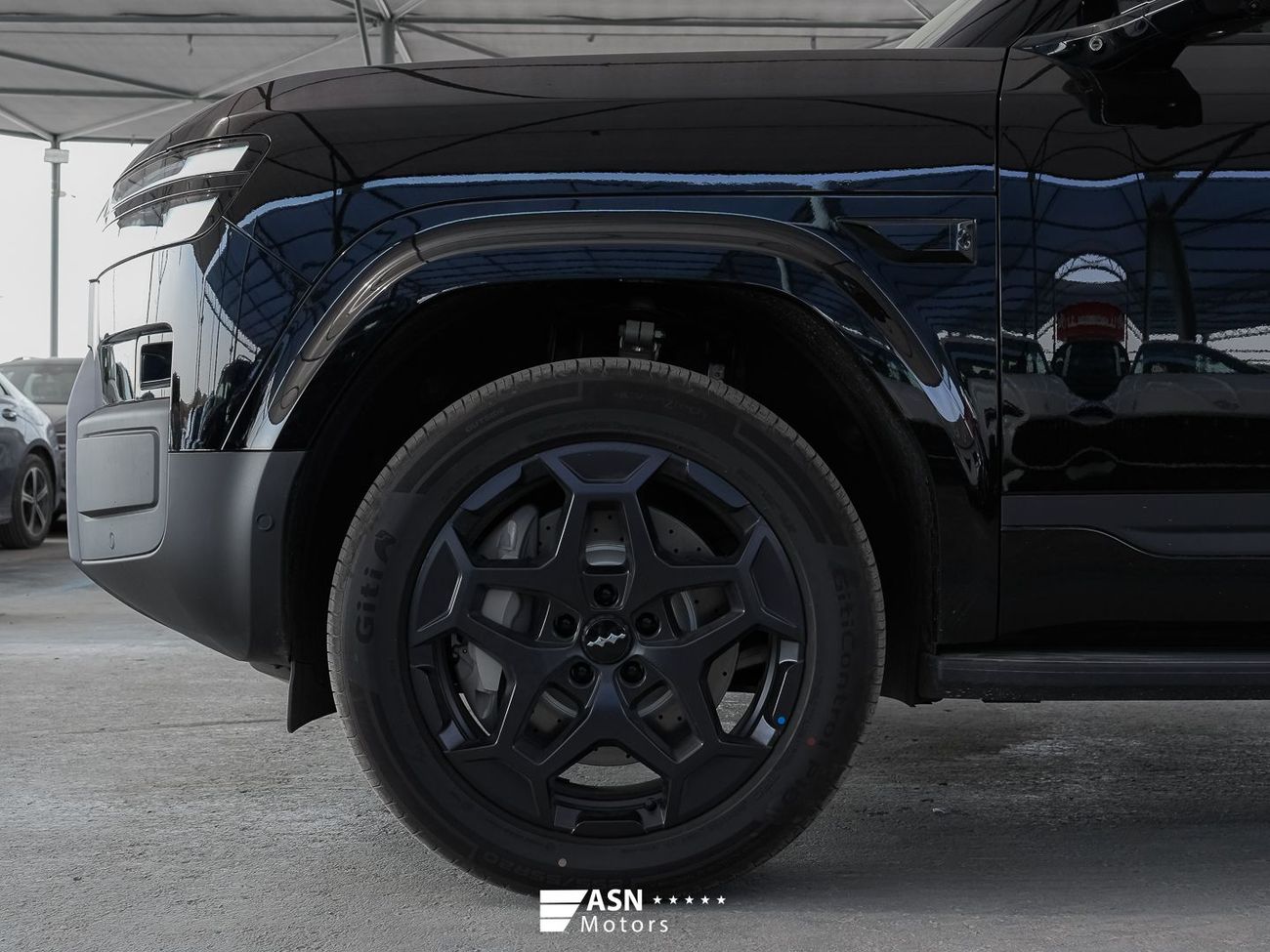 بي واي دي ليوبارد تيتانيوم 7 Ultra Edition 1.5 Plug-In Hybrid 190KM 4WD 2025 White Interior (Export Price)