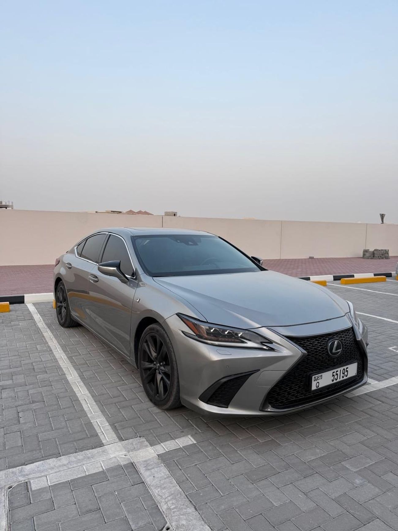 لكزس ES 350 F-Sport 3.5L