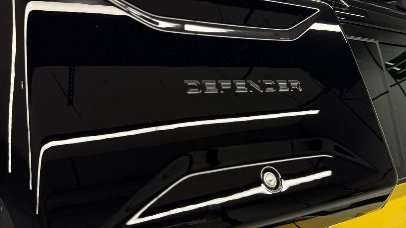 Land Rover Defender Trophy Edition V6 | GCC Specs | 5-Year Warranty & Service Contract