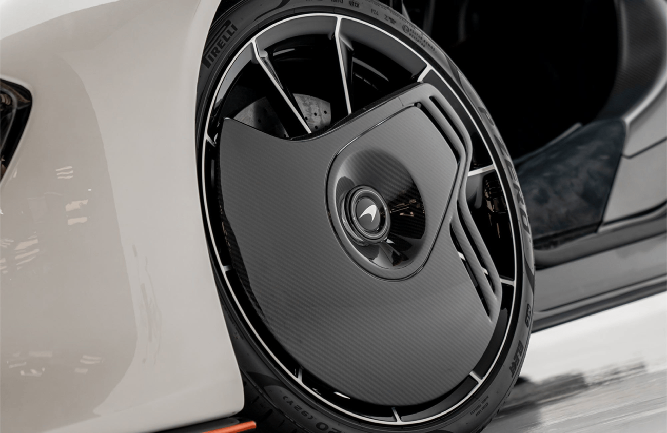 McLaren Speedtail 4.0L V-8 Twin-Turbocharged Engine + eMotor