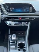 Hyundai Sonata SE / V4 HYBRID / BIG RIMS / RADAR / BLIND SPOTS / WIRLESS CHARGE / BOSE SOUND SYSTEM