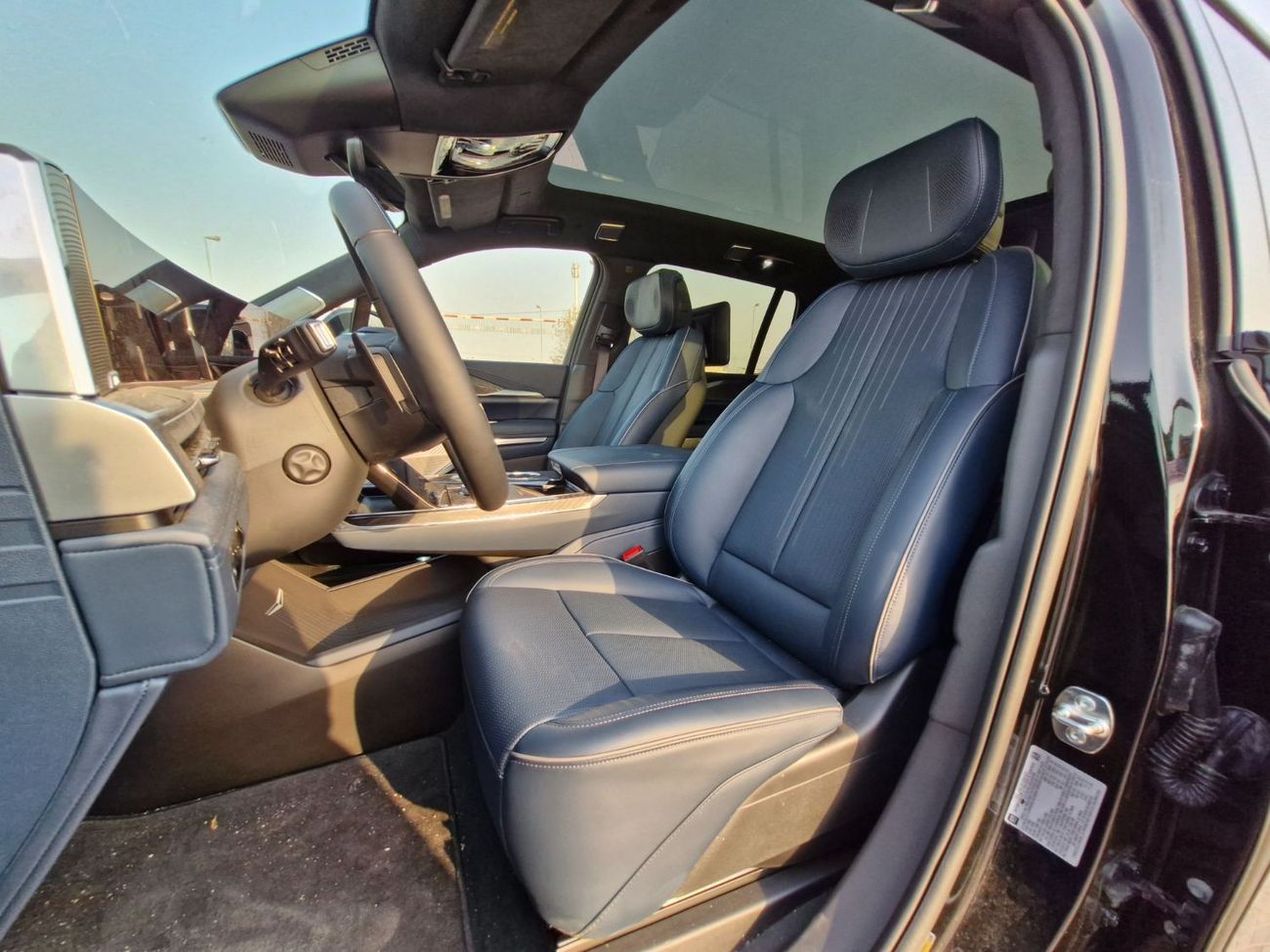 كاديلاك إسكالاد 2025 CADILLAC ESCALADE SPORT PLATINUM IQ 1000E BRAND NEW 0KM