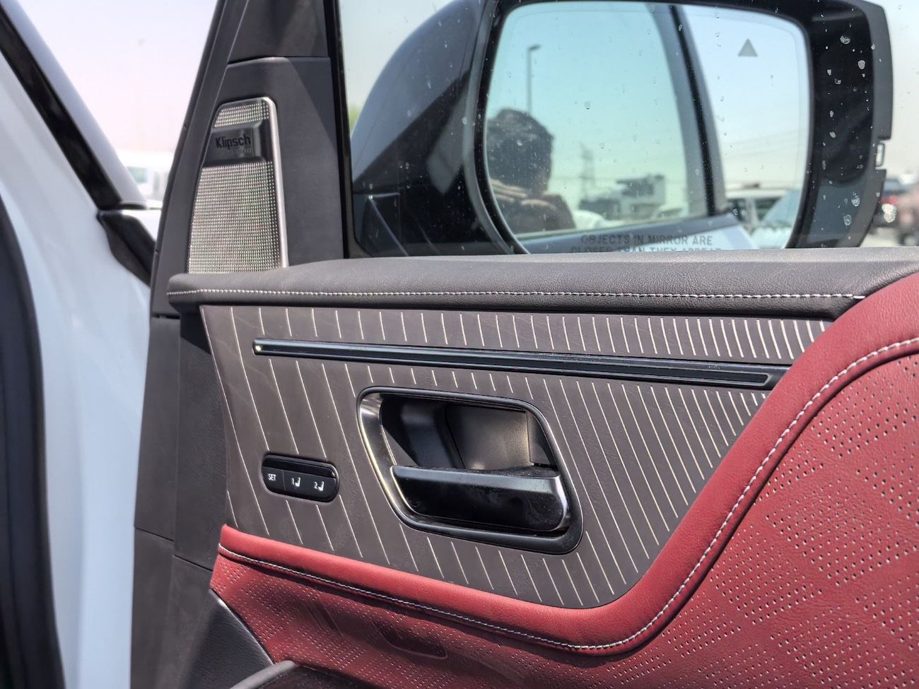 Infiniti QX80 Autograph Captain Chairs 3.5L 2025 INFINITY QX80 3.5L AUTOGRAPH FULL OPTION