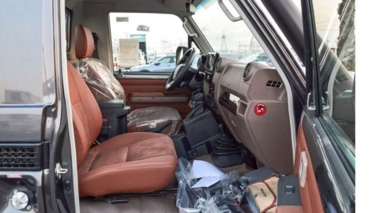 تويوتا لاند كروزر بيك آب 2.8L DIESEL SINGLE CAB, 4WD, AUTOMATIC, FULL OPTION, 2024
