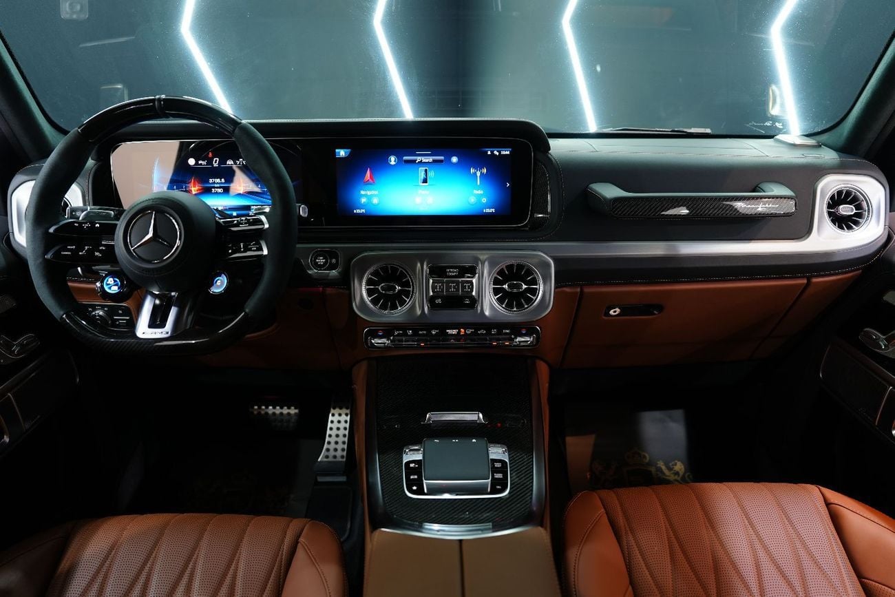 Mercedes Benz G63 AMG 4MATIC SUV Double Night Package, Carbon Fiber Pack, Gargash Warr + Serv!!