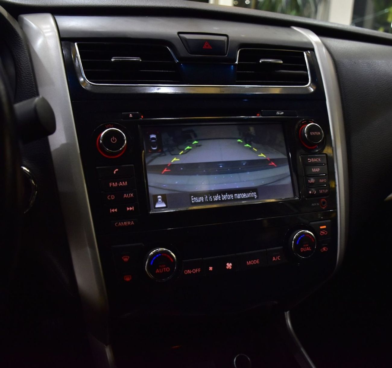 نيسان ألتيما EXCELLENT DEAL for our Nissan Altima 3.5 SL ( 2013 Model ) in Silver Color GCC Specs