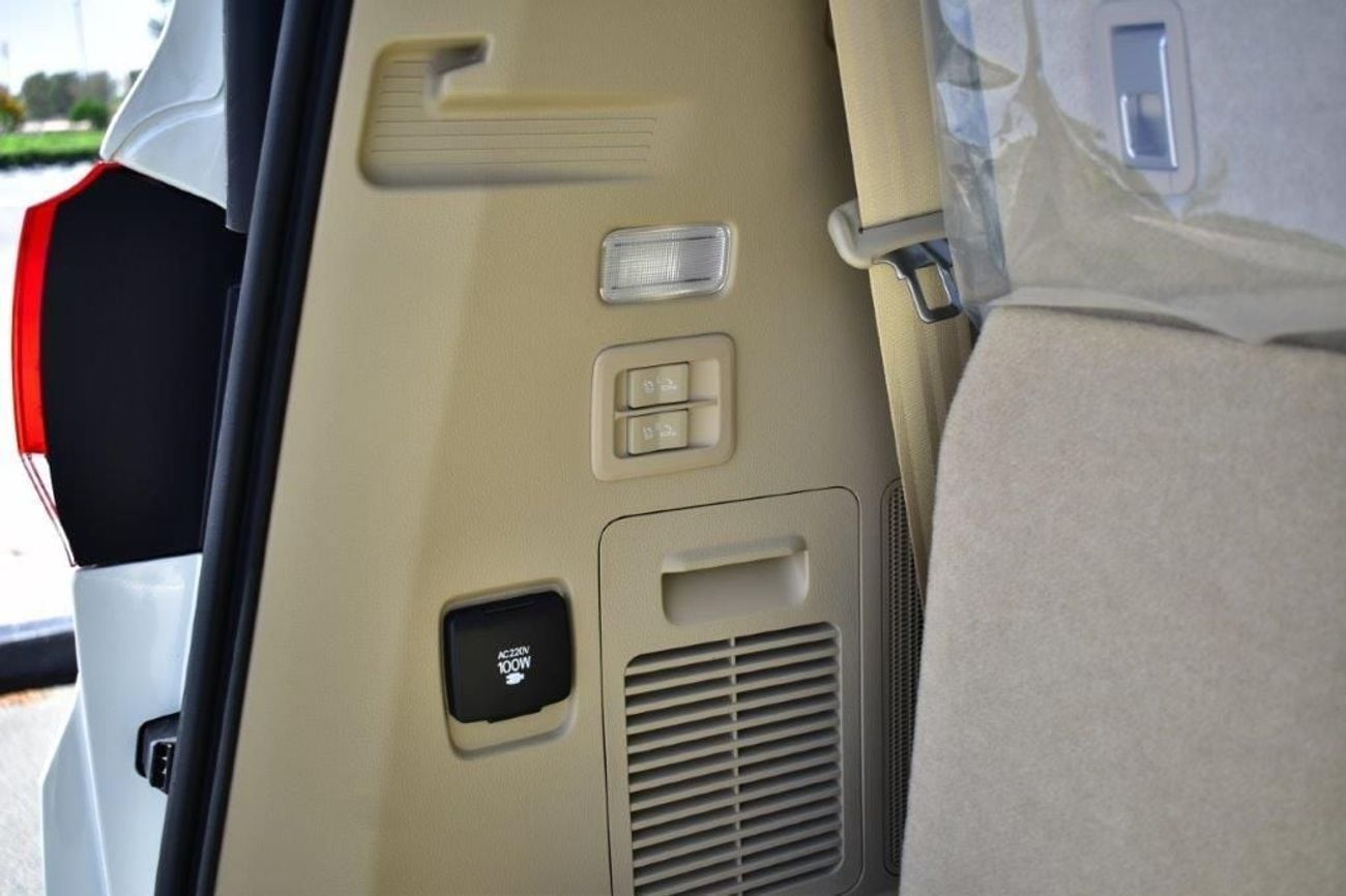 Toyota Land Cruiser VXR 4.0L VXR+ V6 4.0L PETROL AUTOMATIC