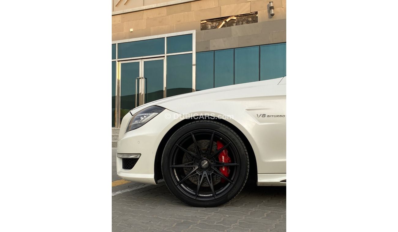 Mercedes-Benz CLS 63 AMG Std