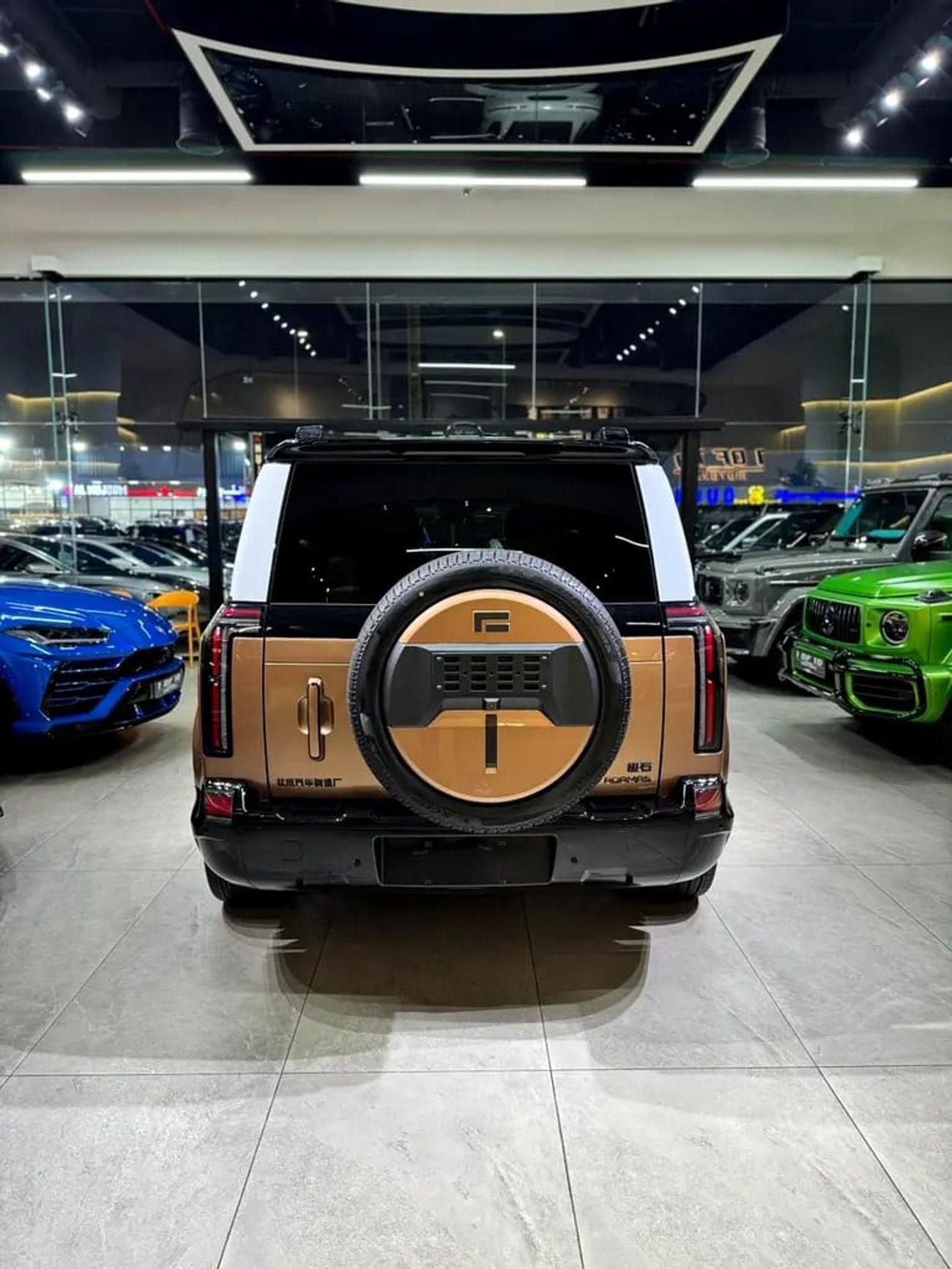 روكس أداماس فيرست كلاس 7 SEATER