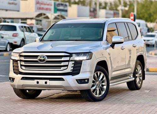 تويوتا لاند كروزر GXR 2022 Model V6 4.0L Engine Full Option Very Clean And Perfect