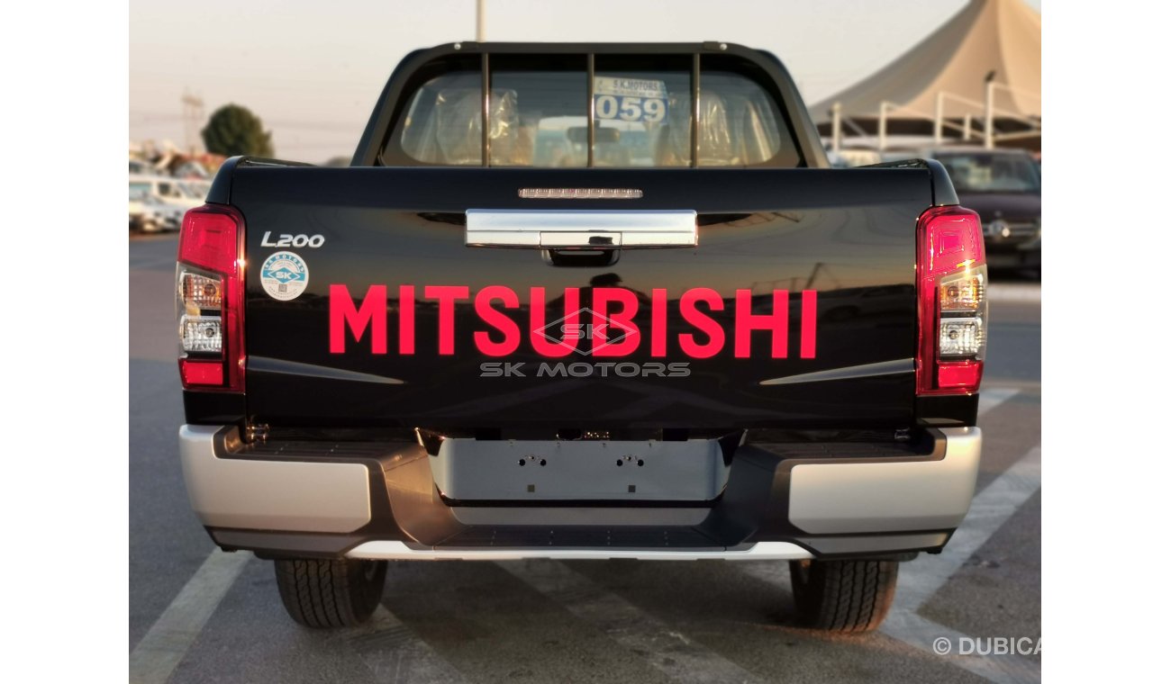 Mitsubishi L200 GLX, 2.4L Diesel, M/T, 4WD, CD Player, Front A/C (Code # MLP08)