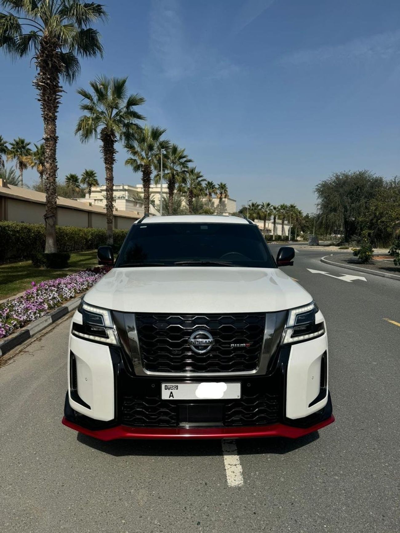 نيسان باترول LE Platinum 5.6L