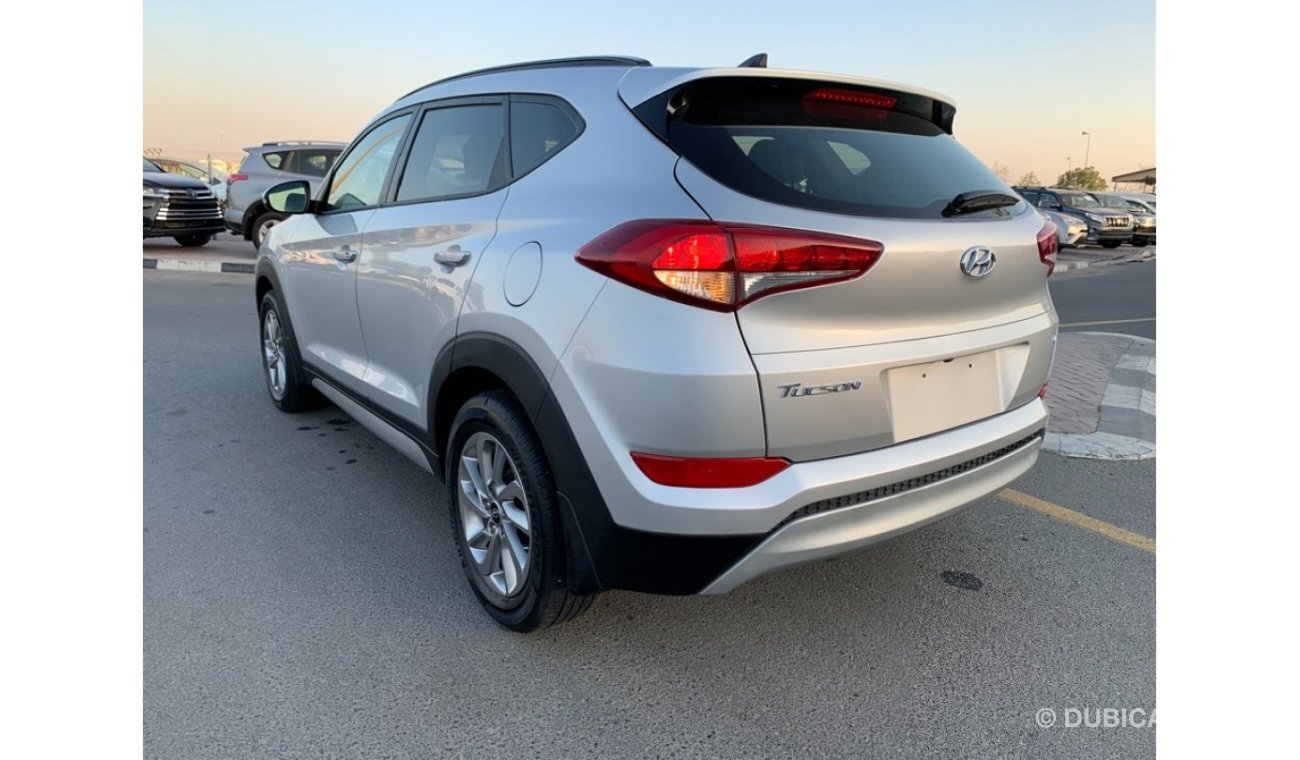 Hyundai Tucson PANORAMIC 4WD AND ECO 2.0L V4 2018 AMERICAN SPECIFICATION