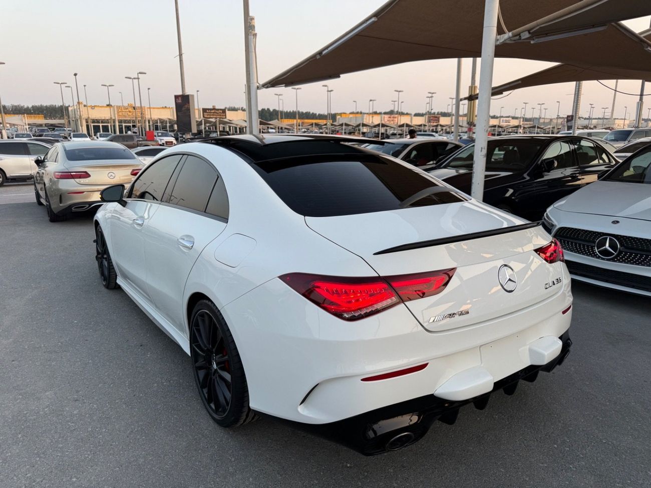 Mercedes-Benz CLA 35 AMG Std 2.0L
