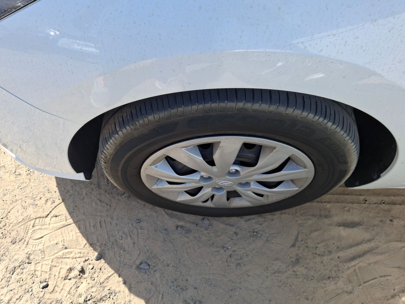 Hyundai Accent Smart+ 1.5L SMART 1.6 | Zero Down Payment | Home Test Drive