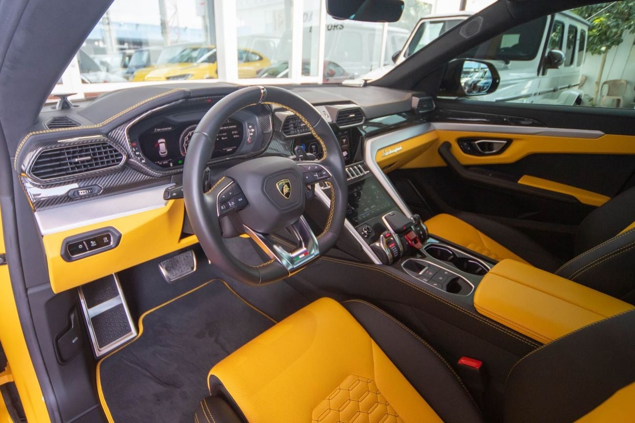 Lamborghini Urus STD 4.0T V8