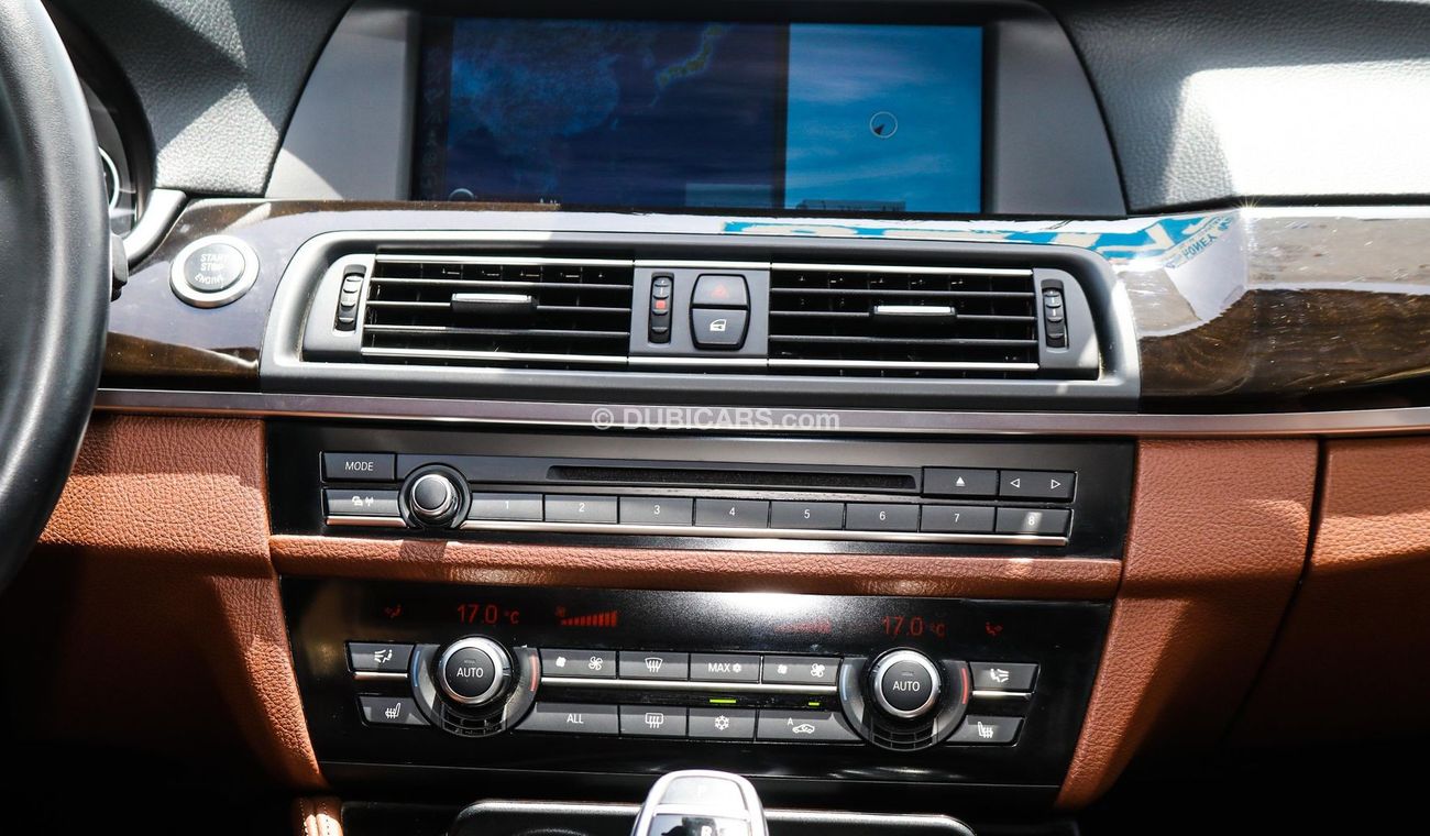 بي أم دبليو 528i i