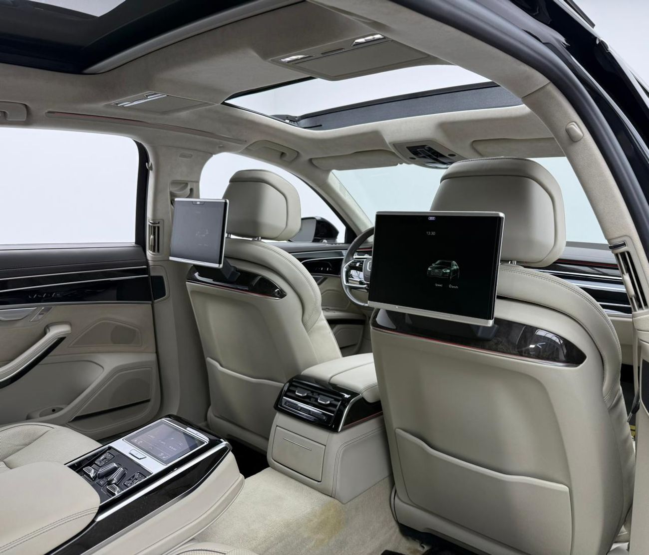 أودي A8 L 60 TFSI Quattro 4.0L (454 HP) 2019 Audi A8L 60 TFSI Quattro, Warranty, Full Audi Service History,