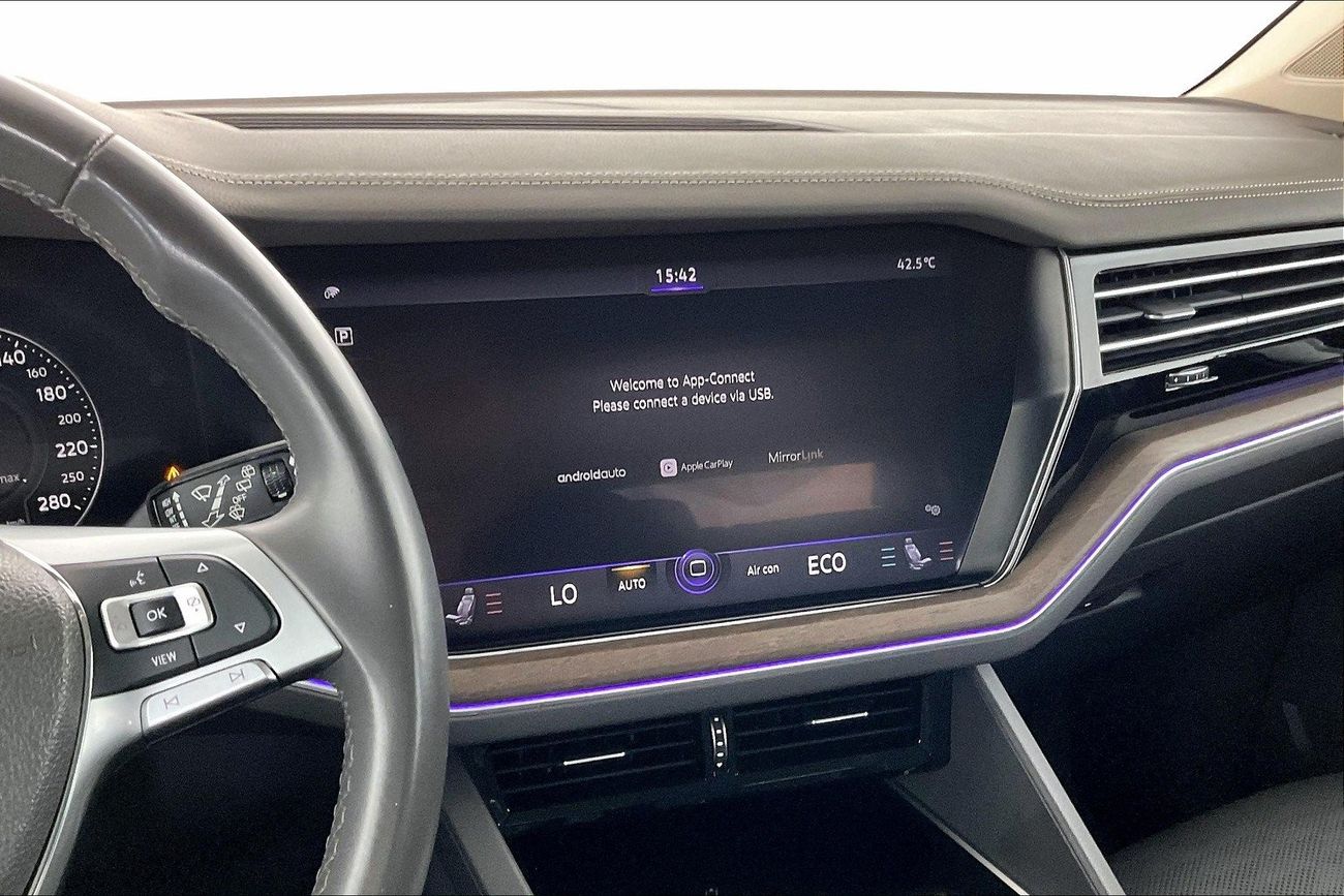 بي أم دبليو 120i Joy Edition | ضمان مجاني لمدة عام | 0 دفعة أولى