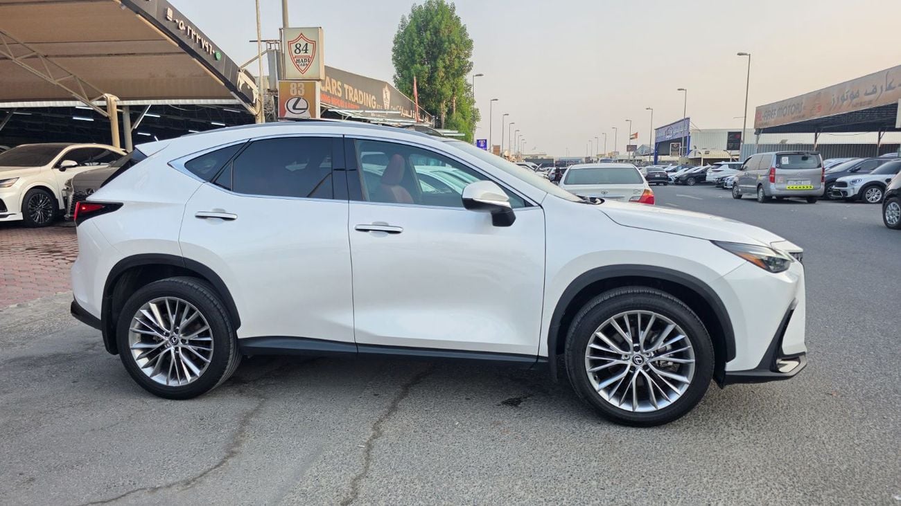 Lexus NX350 PREMIUM (NON GCC)