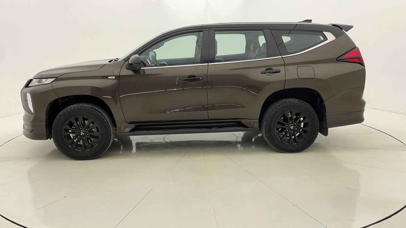 ميتسوبيشي مونتيرو سبورت GLX M/L SIGNATURE EDITION 3 | بدون دفعة مقدمة | اختبار القيادة في المنزل