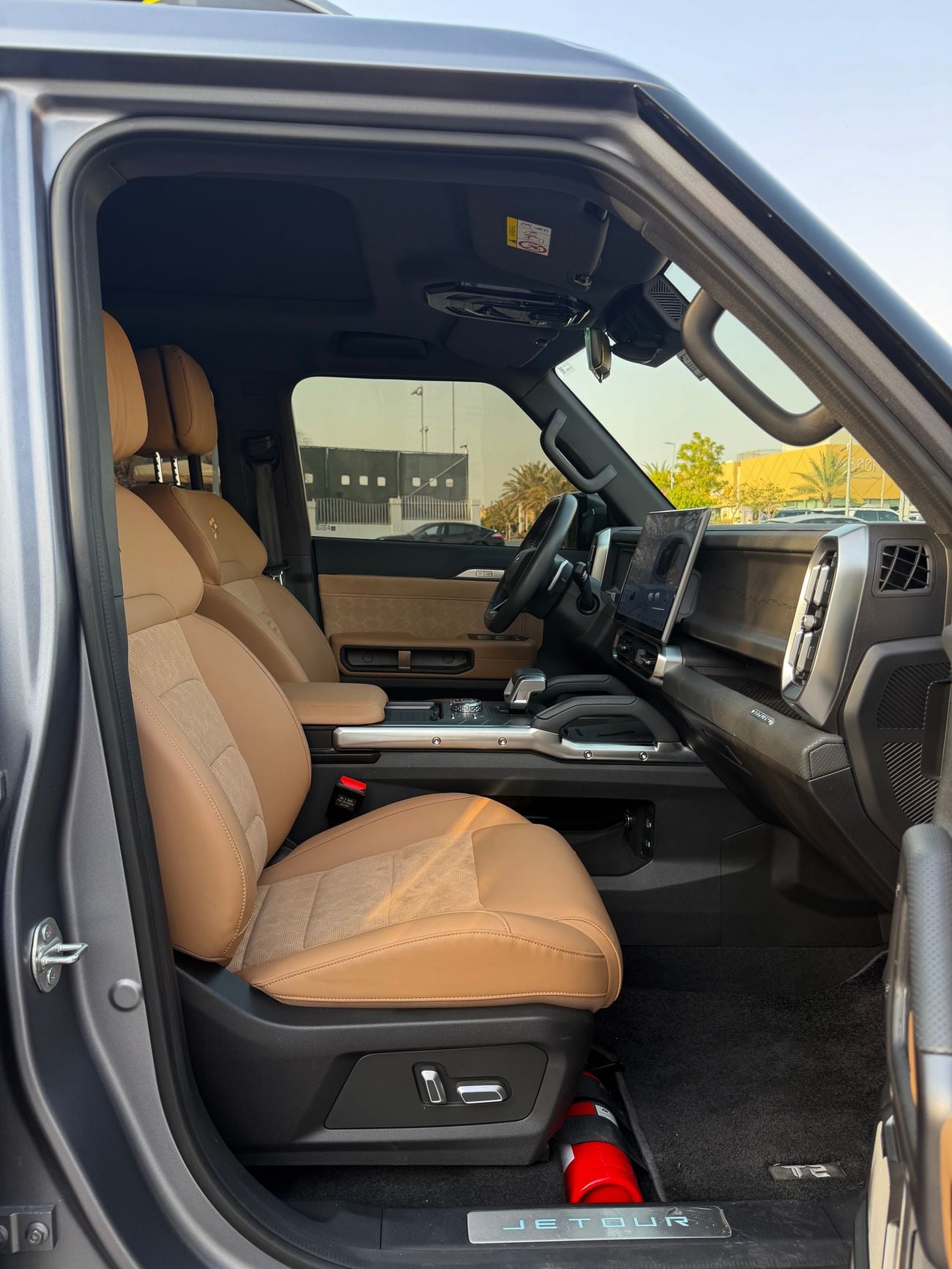 Jetour T2 LUX