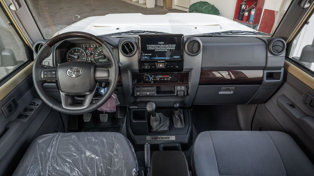 Toyota Land Cruiser 76 TOYOTA LANDCRUISER76 HARDTOP 2.8 MT LOW -2025YM