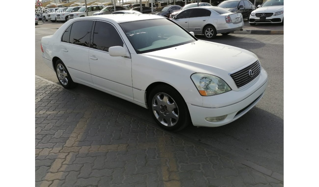 Lexus LS 430 LS 430 2001 model good condition white cooler