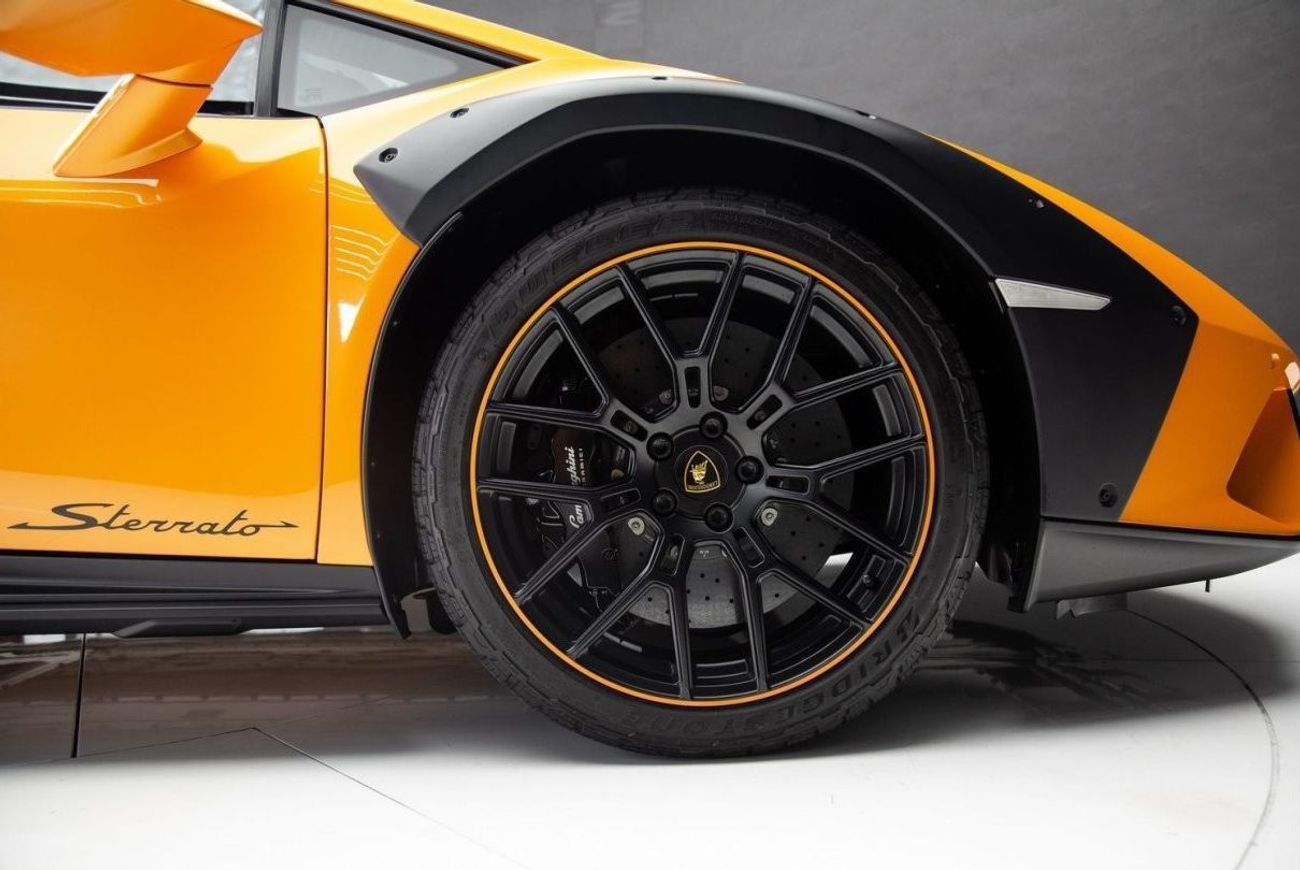 لامبورغيني هوراكان STERRATO