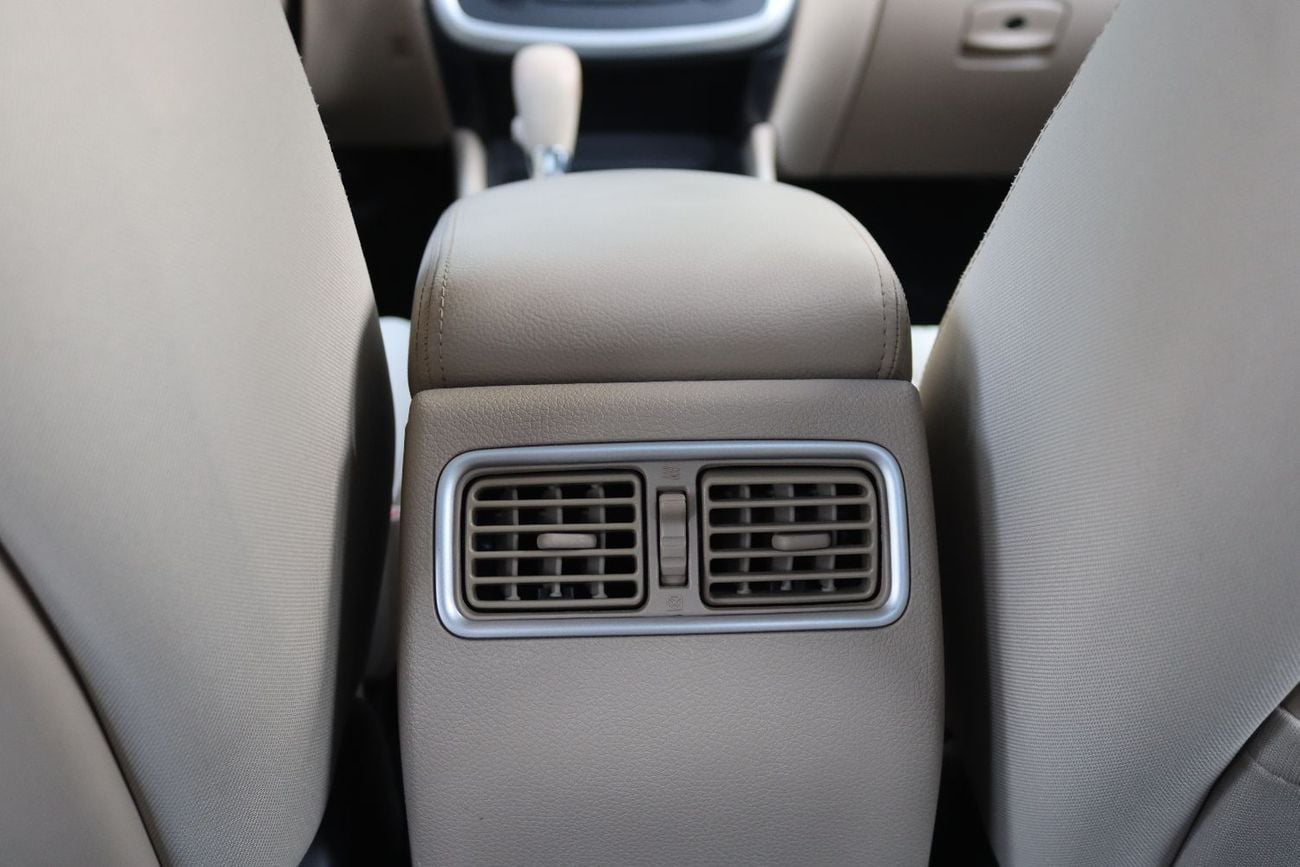 Nissan Altima SV 2.5L